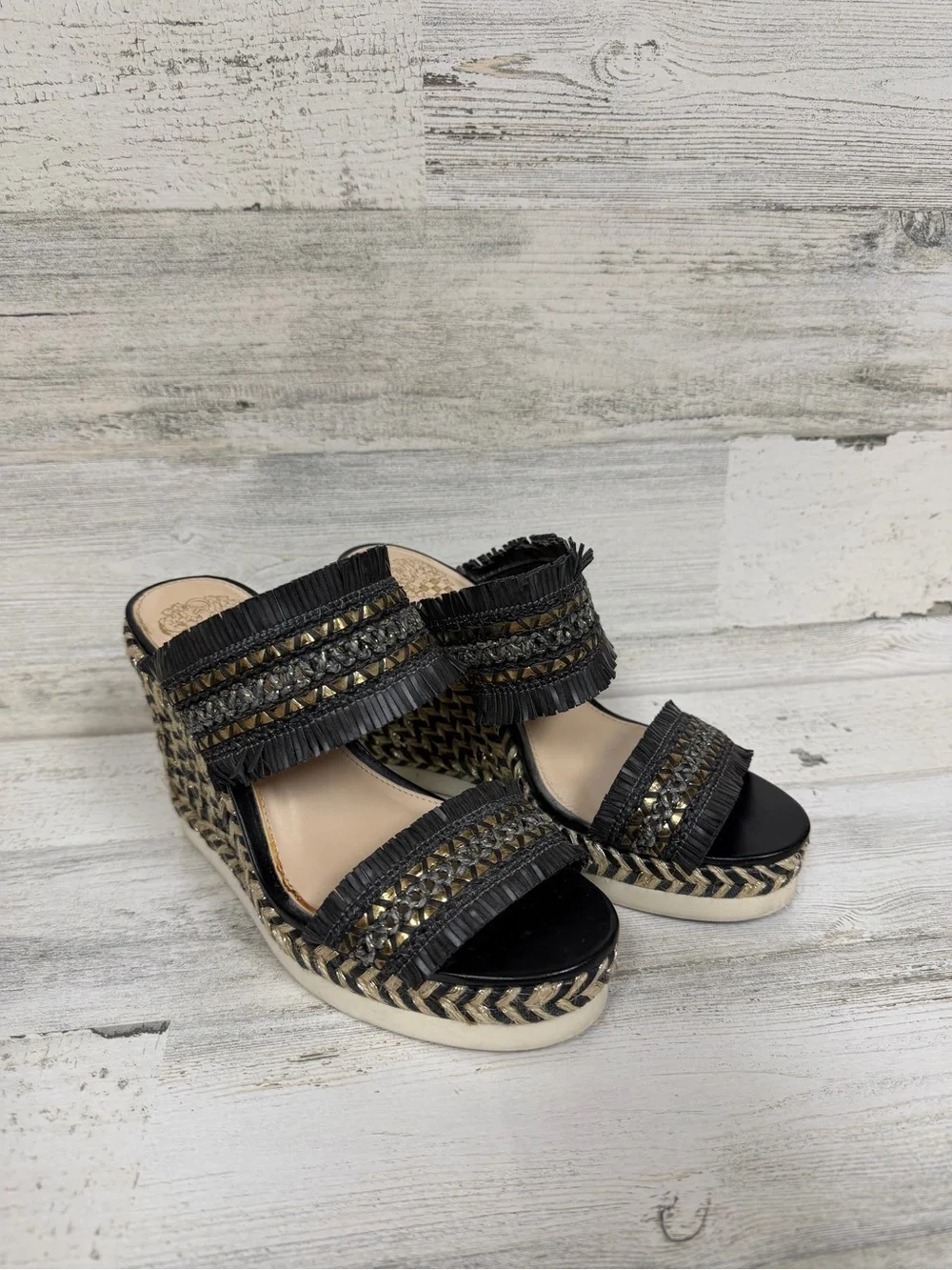 Vince Camuto chic black